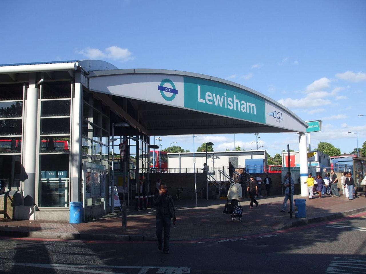 Large 2 Bed Lewisham Catford - Long Allowed Appartamento Londra